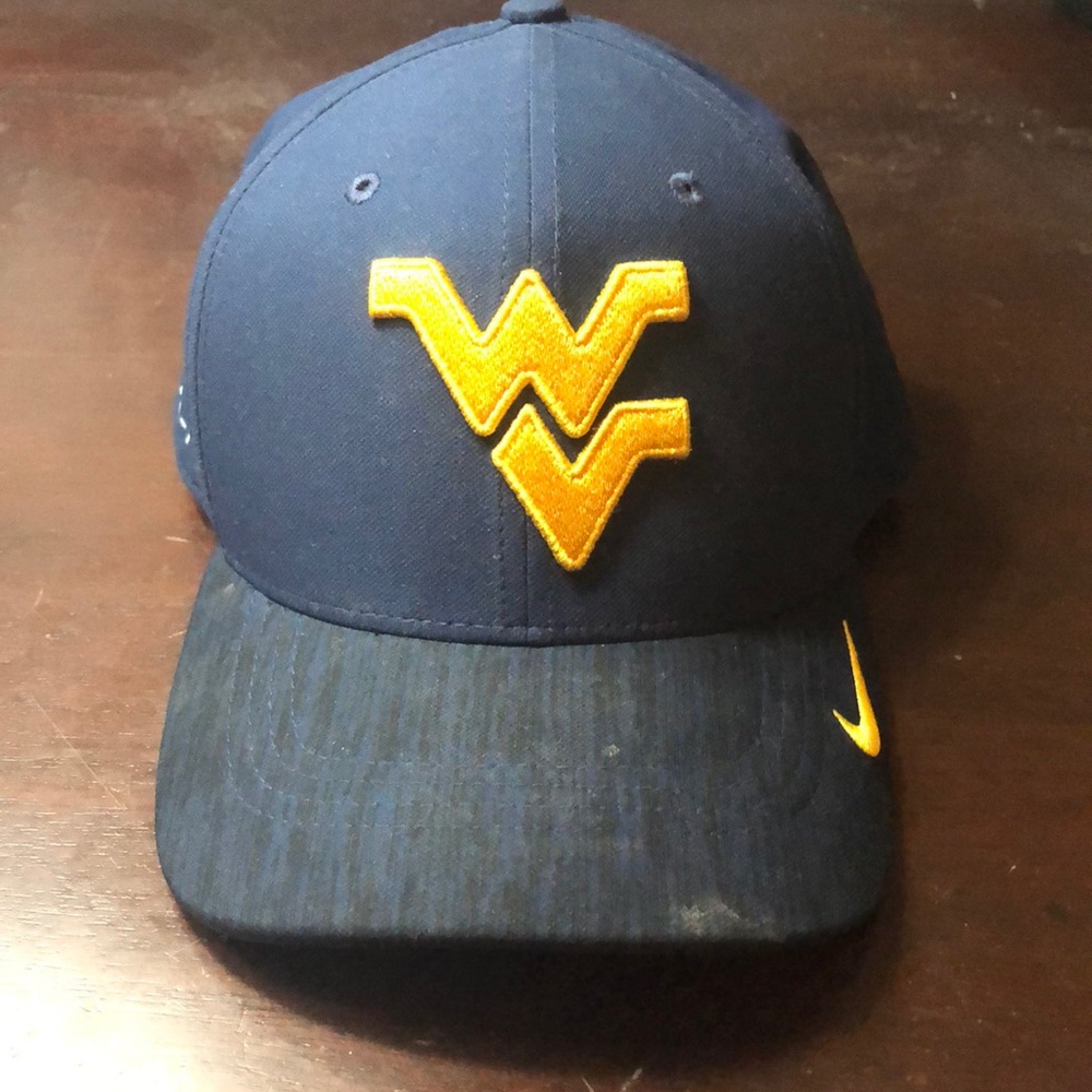 WVU Nike Dri Fit Classic 99 Hat.